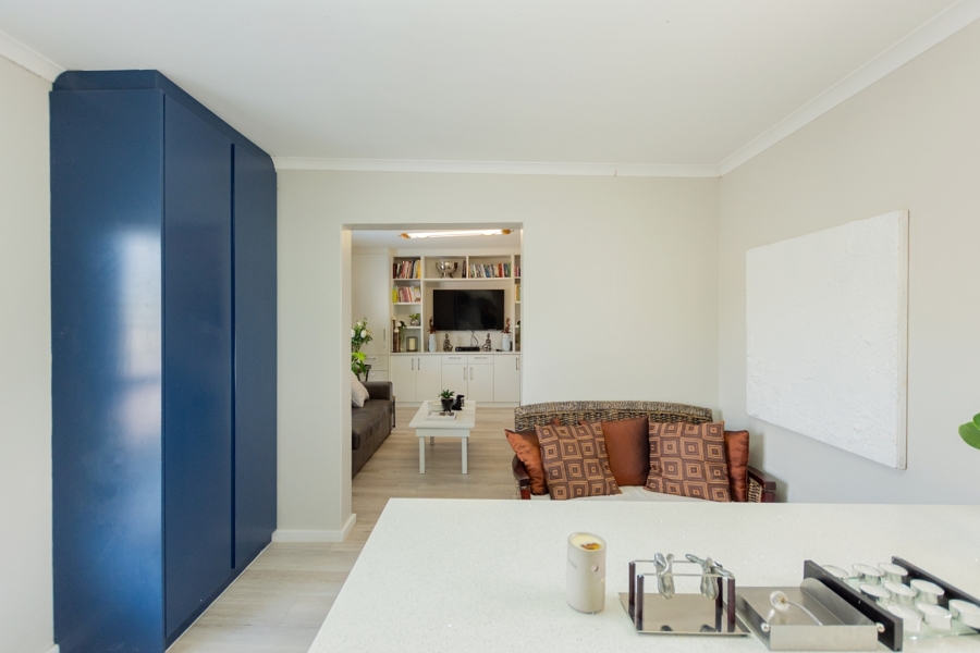 9 Bedroom Property for Sale in Olifantskop Western Cape